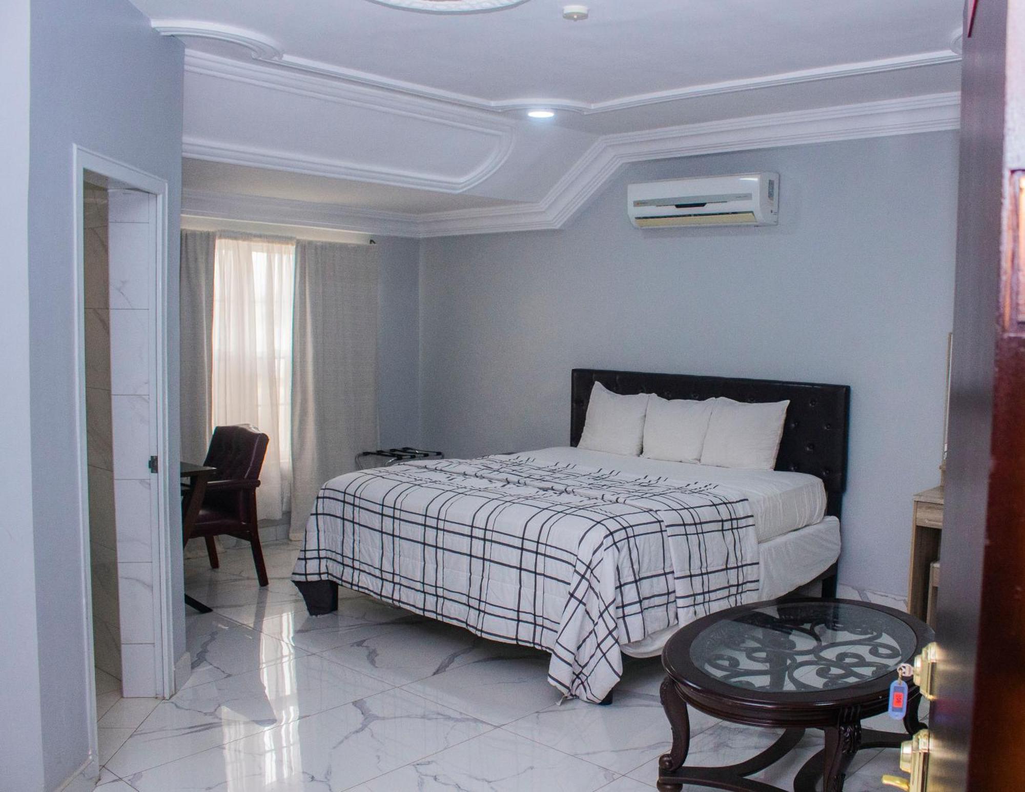 Adonai Hotel Tema Kültér fotó